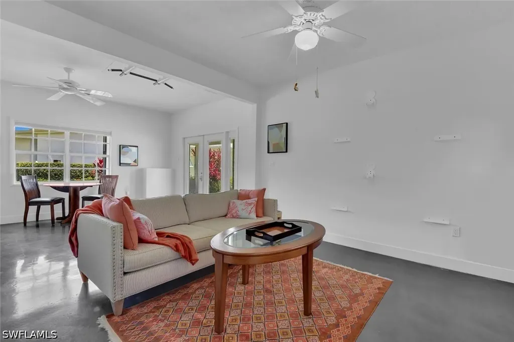 2143 Marina Drive Naples FL 34102
