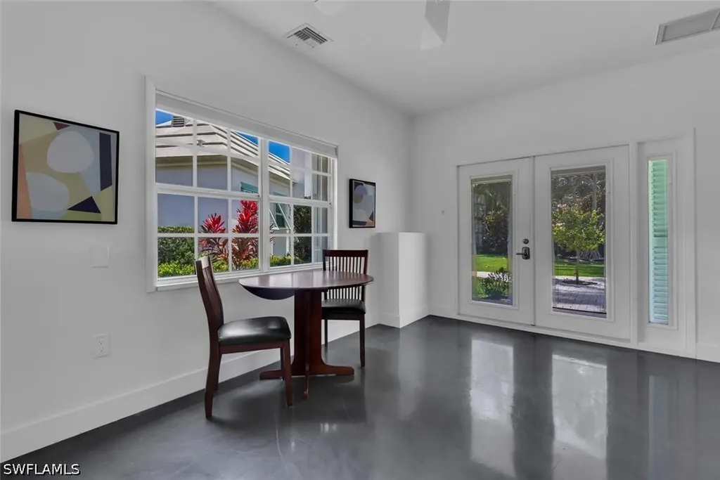 2143 Marina Drive Naples FL 34102