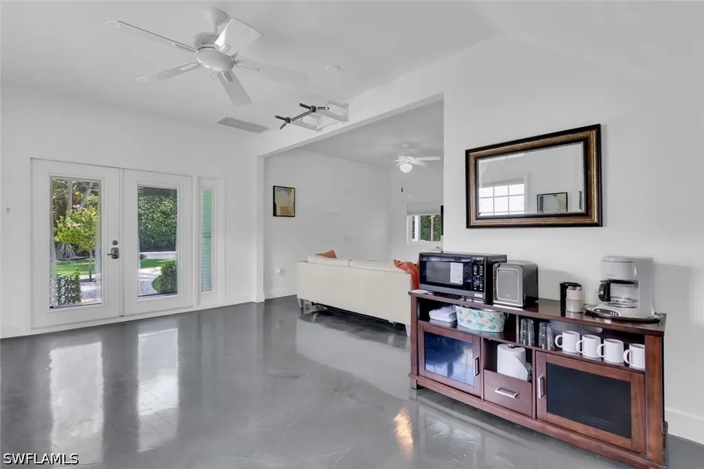 2143 Marina Drive Naples FL 34102