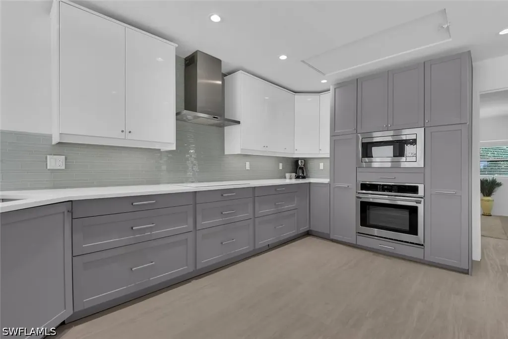 2143 Marina Drive Naples FL 34102