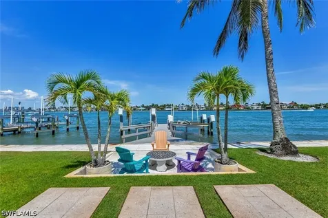 2143 Marina Drive Naples FL 34102