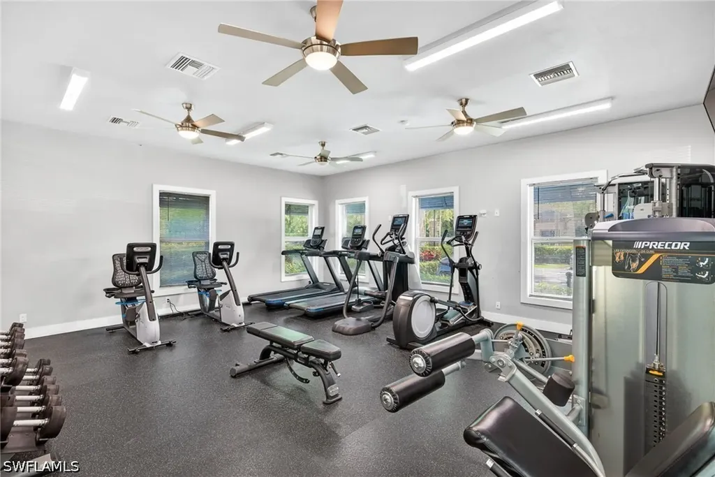 6295 Wilshire Pines Circle Naples FL 34109