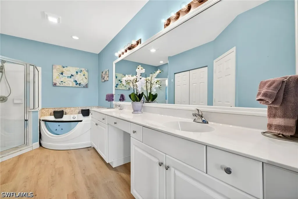 6295 Wilshire Pines Circle Naples FL 34109