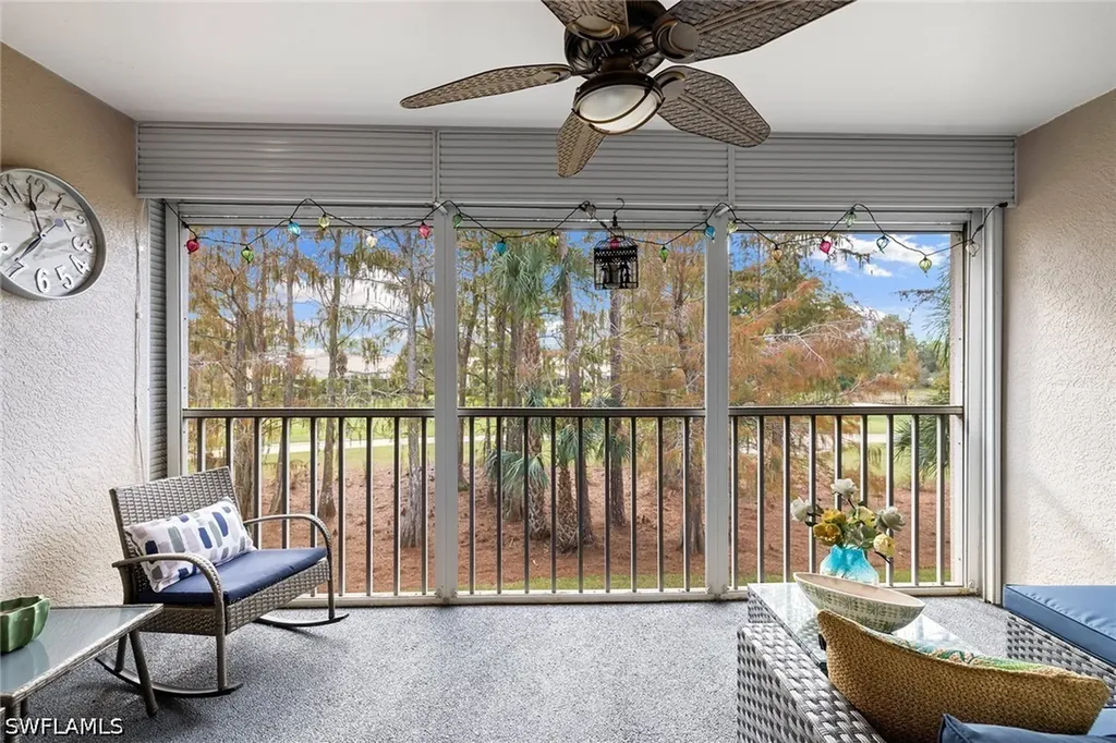 6900 Dennis Circle Naples FL 34104