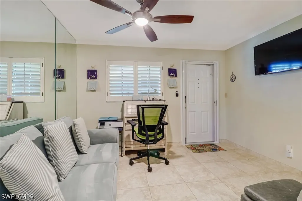 1051 3rd Street S Naples FL 34102