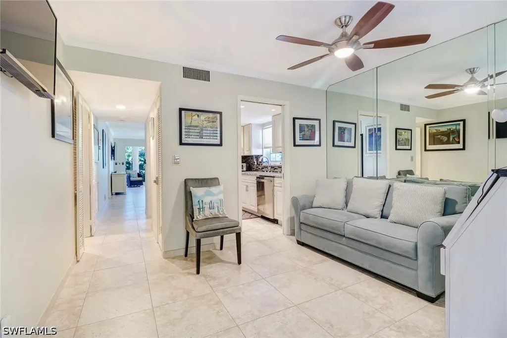 1051 3rd Street S Naples FL 34102