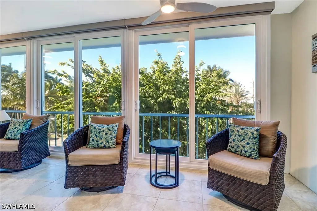1051 3rd Street S Naples FL 34102