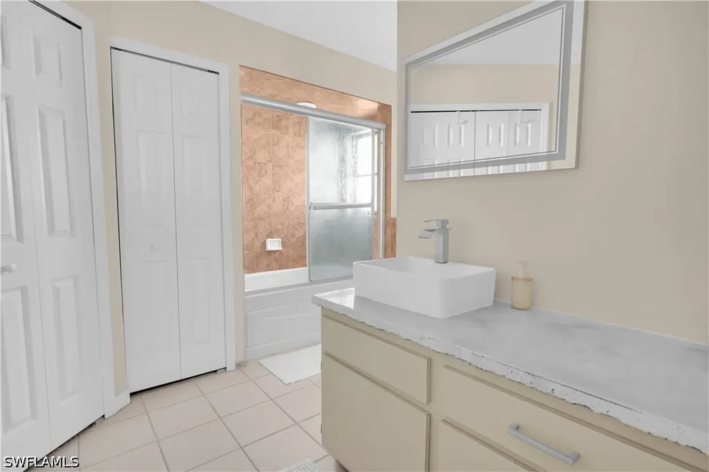 3749 SW 1st Place Cape Coral FL 33914