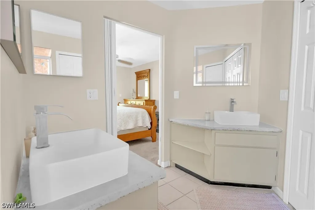 3749 SW 1st Place Cape Coral FL 33914