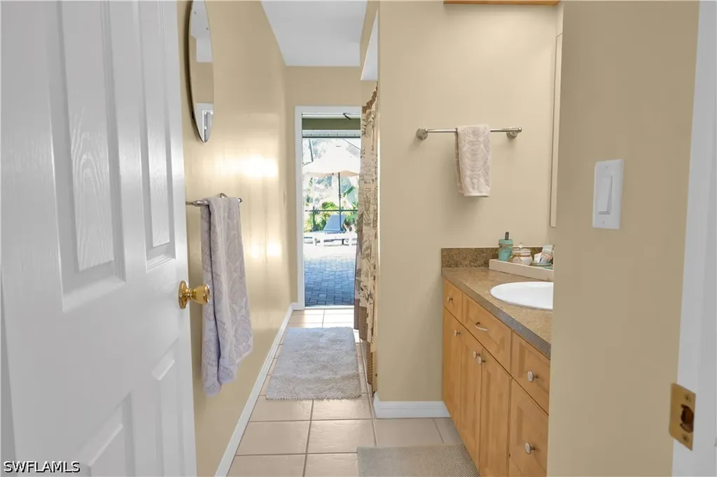 3749 SW 1st Place Cape Coral FL 33914