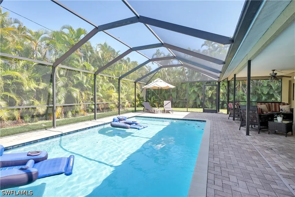 3749 SW 1st Place Cape Coral FL 33914