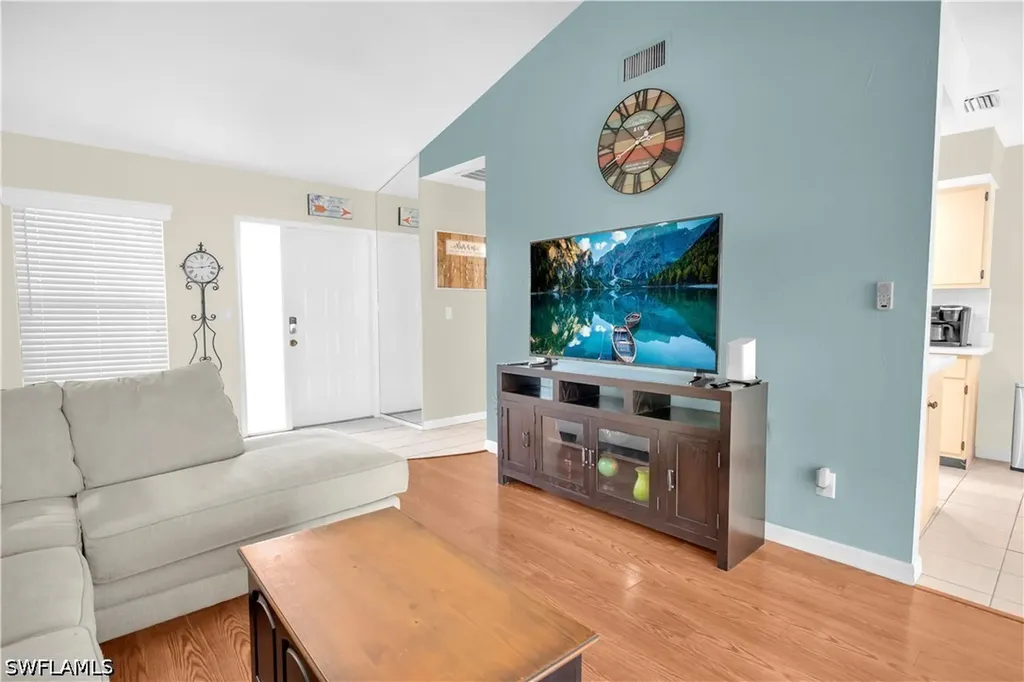3749 SW 1st Place Cape Coral FL 33914