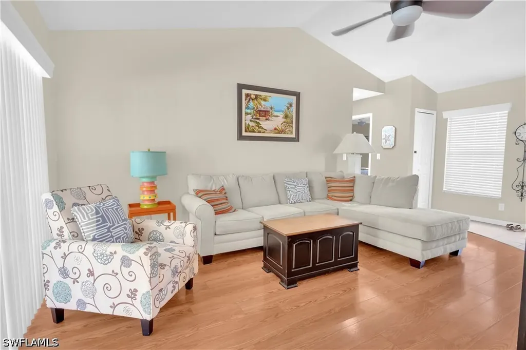 3749 SW 1st Place Cape Coral FL 33914