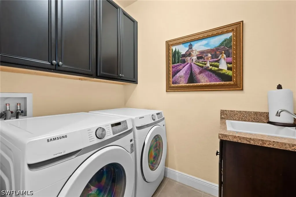 8725 Largo Mar Drive Estero FL 33967