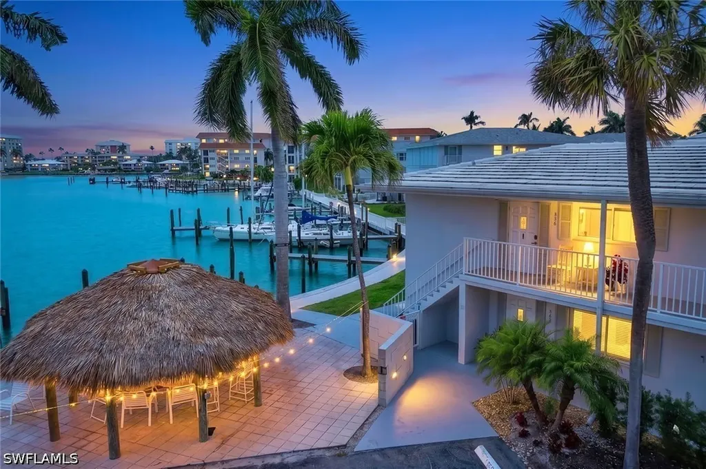 388 Harbour Drive Naples FL 34103