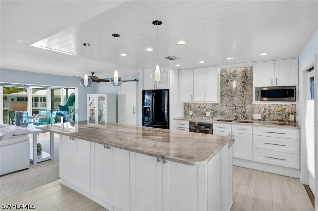 388 Harbour Drive Naples FL 34103