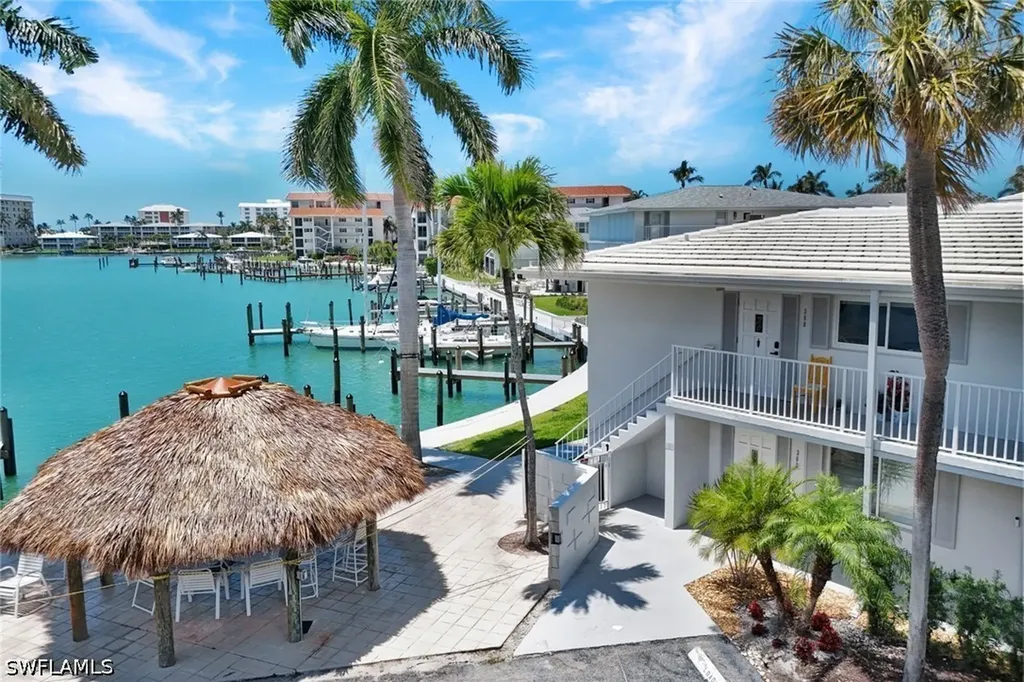 388 Harbour Drive Naples FL 34103