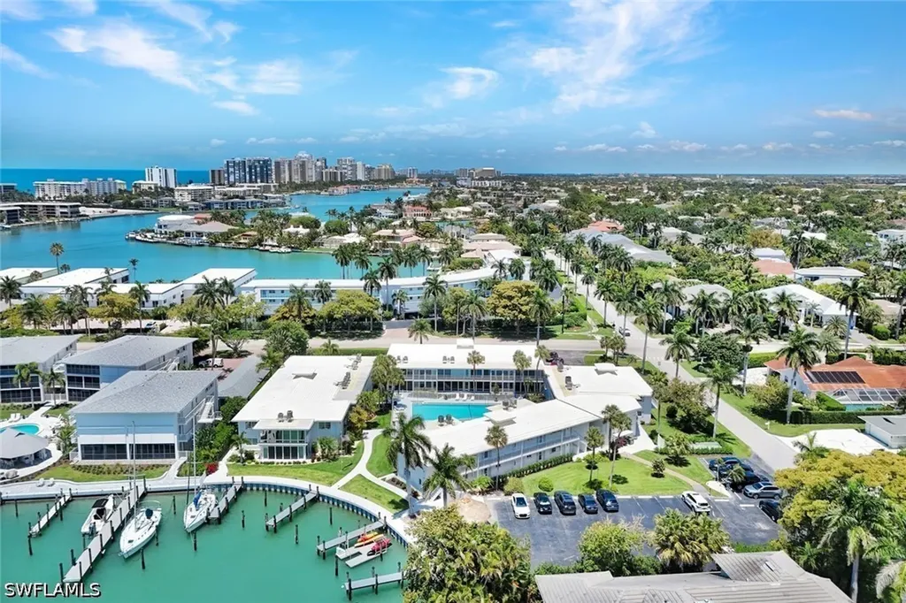 388 Harbour Drive Naples FL 34103