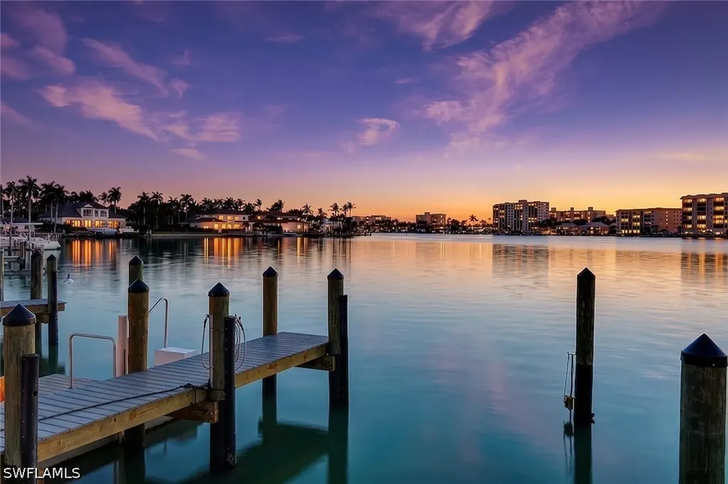 388 Harbour Drive Naples FL 34103