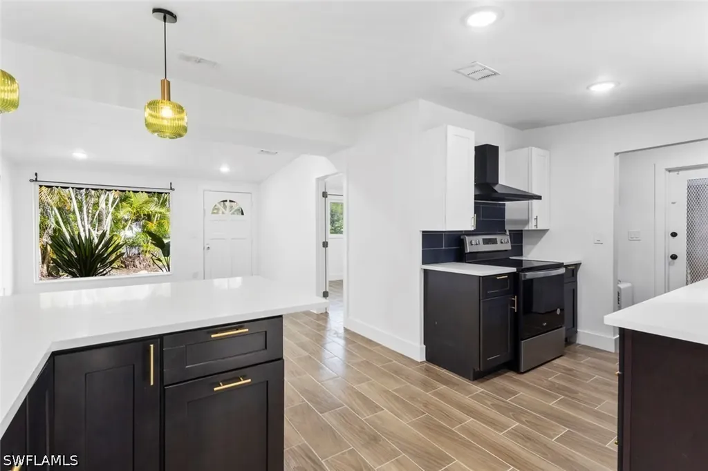 1363 Barbizon Lane Naples FL 34104