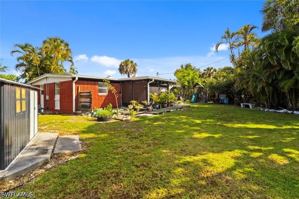 1363 Barbizon Lane Naples FL 34104