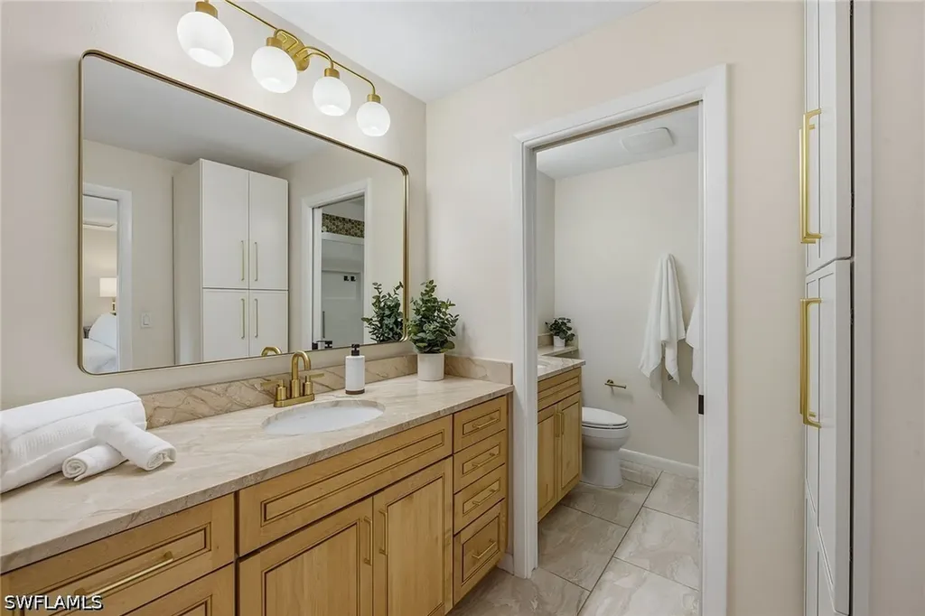 425 Pine Lake Drive Naples FL 34112