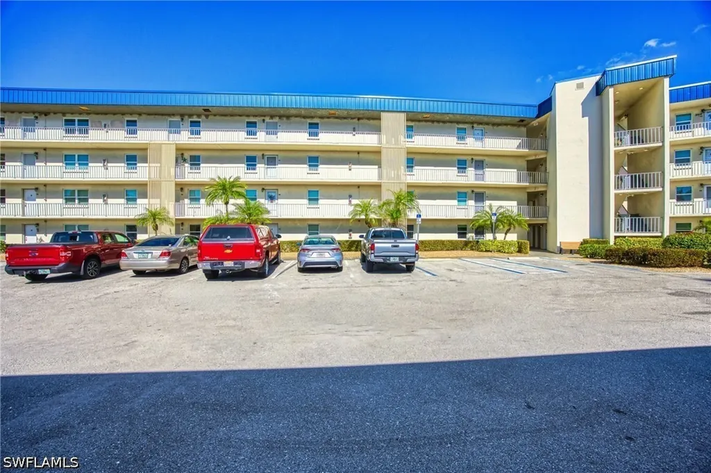 6220 Augusta Drive Fort Myers FL 33907