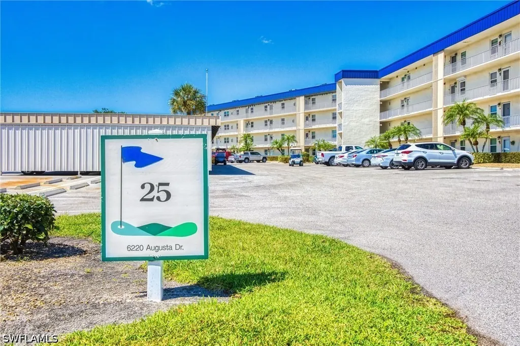 6220 Augusta Drive Fort Myers FL 33907