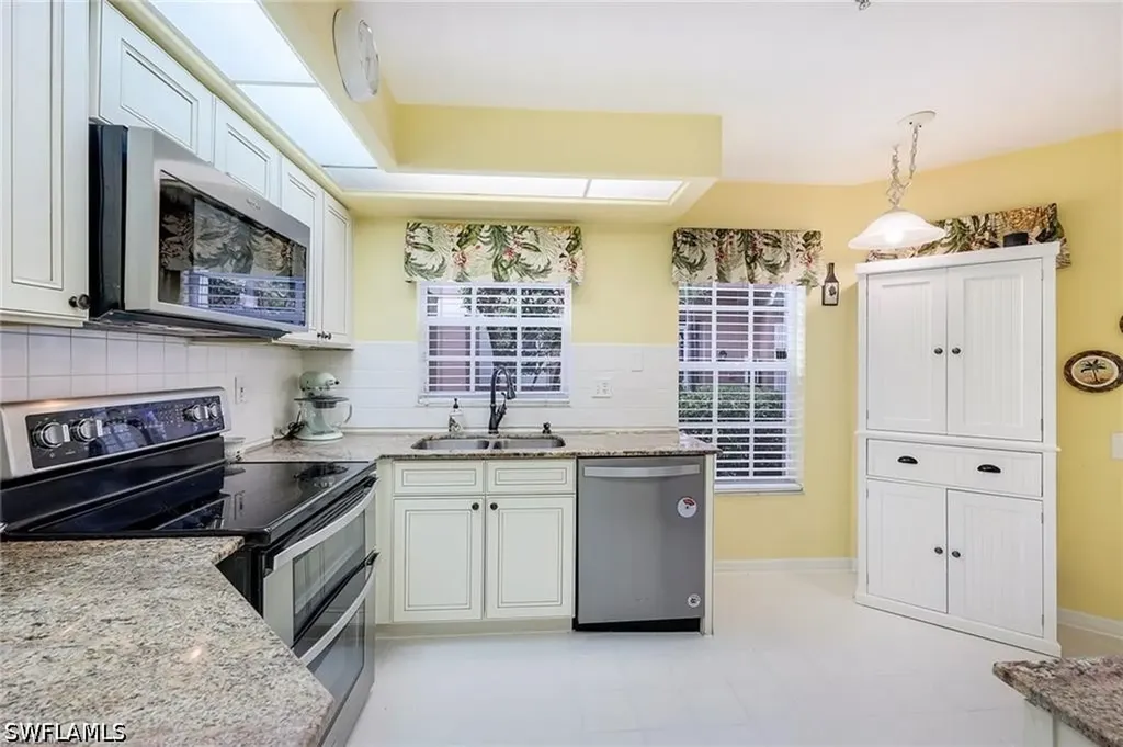 28068 Cavendish Court Bonita Springs FL 34135