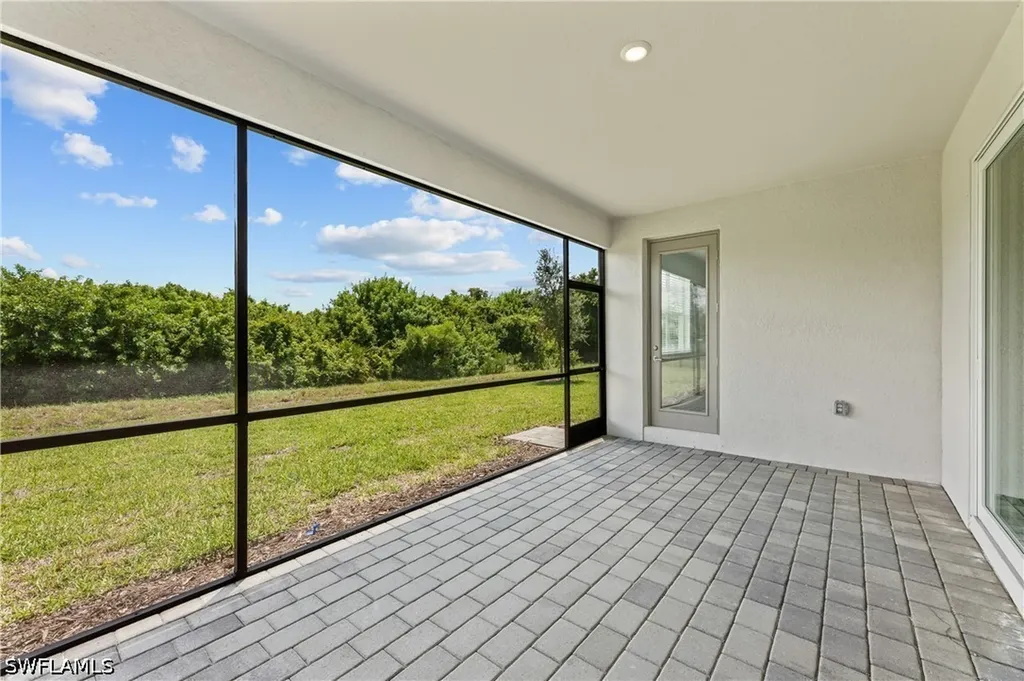 1587 Double Eagle Trail Naples FL 34120