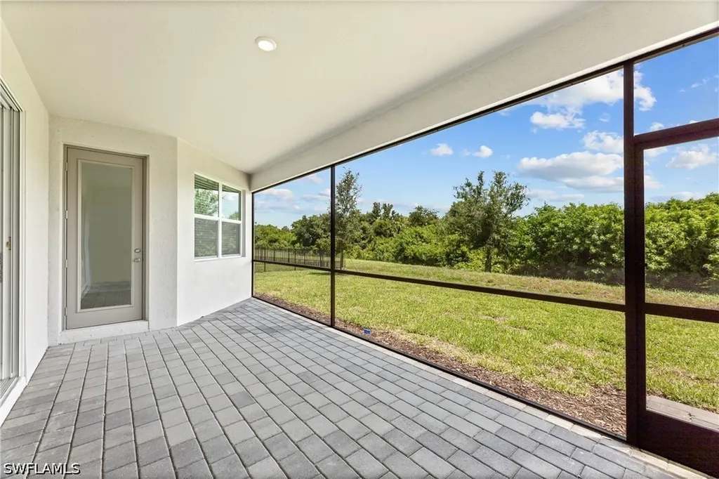1587 Double Eagle Trail Naples FL 34120