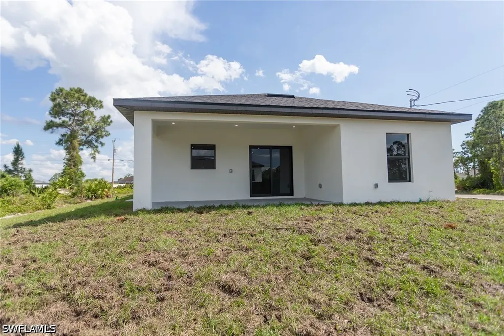 733 Phelps Street E Lehigh Acres FL 33974