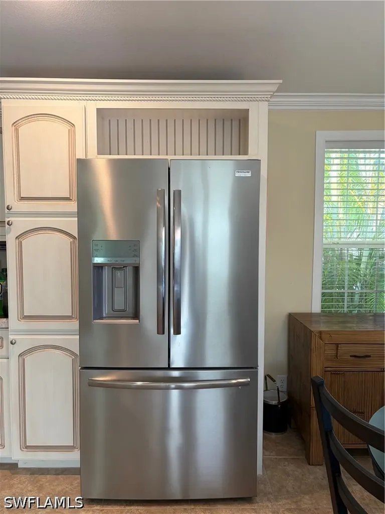 1066 Silver Lakes Boulevard Naples FL 34114