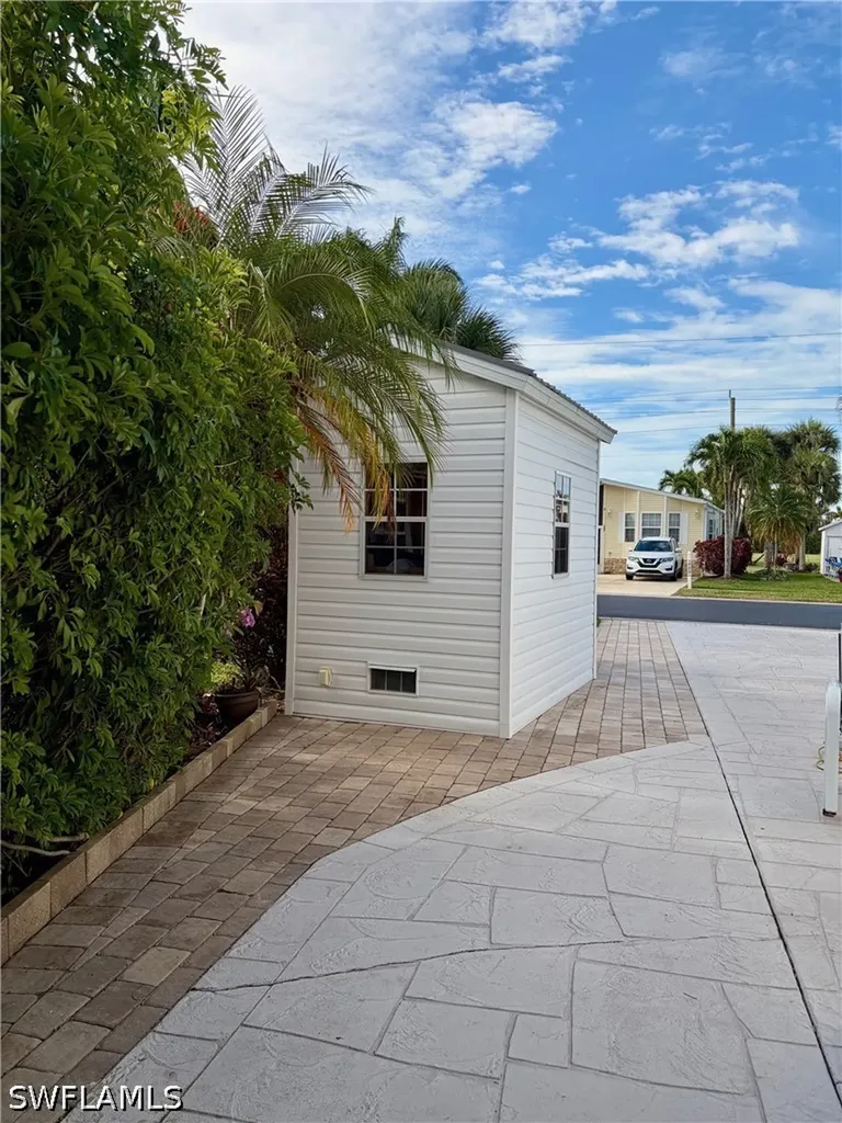 1066 Silver Lakes Boulevard Naples FL 34114
