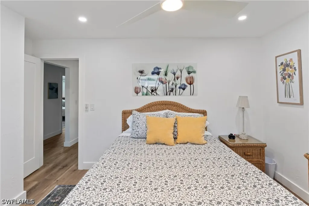 543 107th Avenue N Naples FL 34108