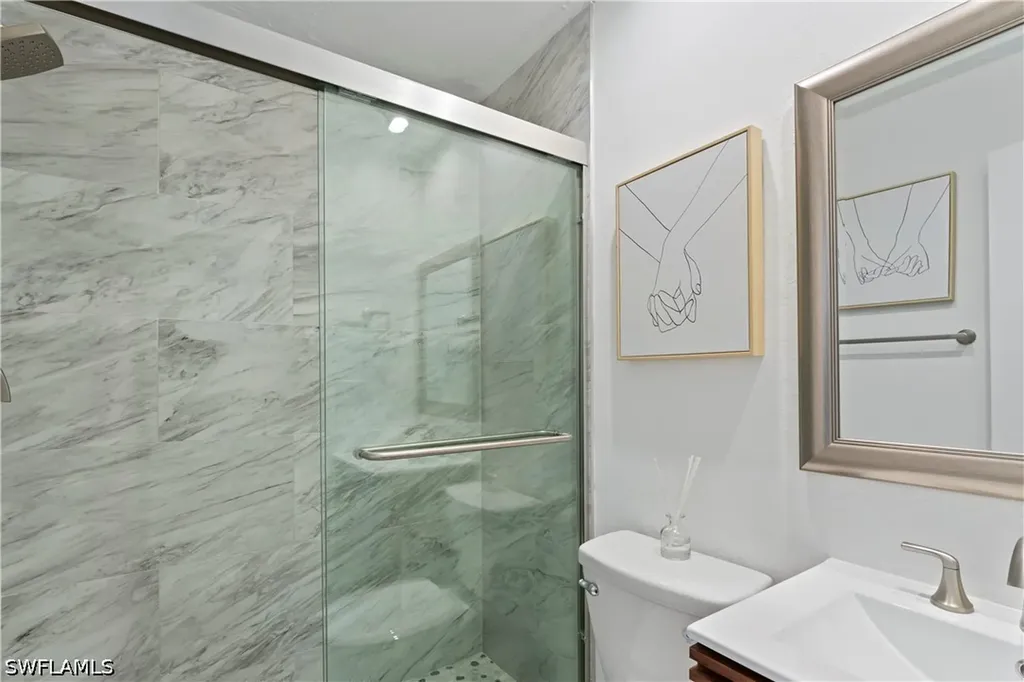543 107th Avenue N Naples FL 34108