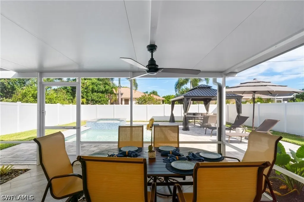 543 107th Avenue N Naples FL 34108