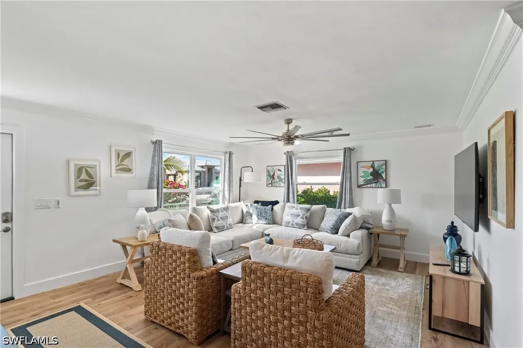 543 107th Avenue N Naples FL 34108
