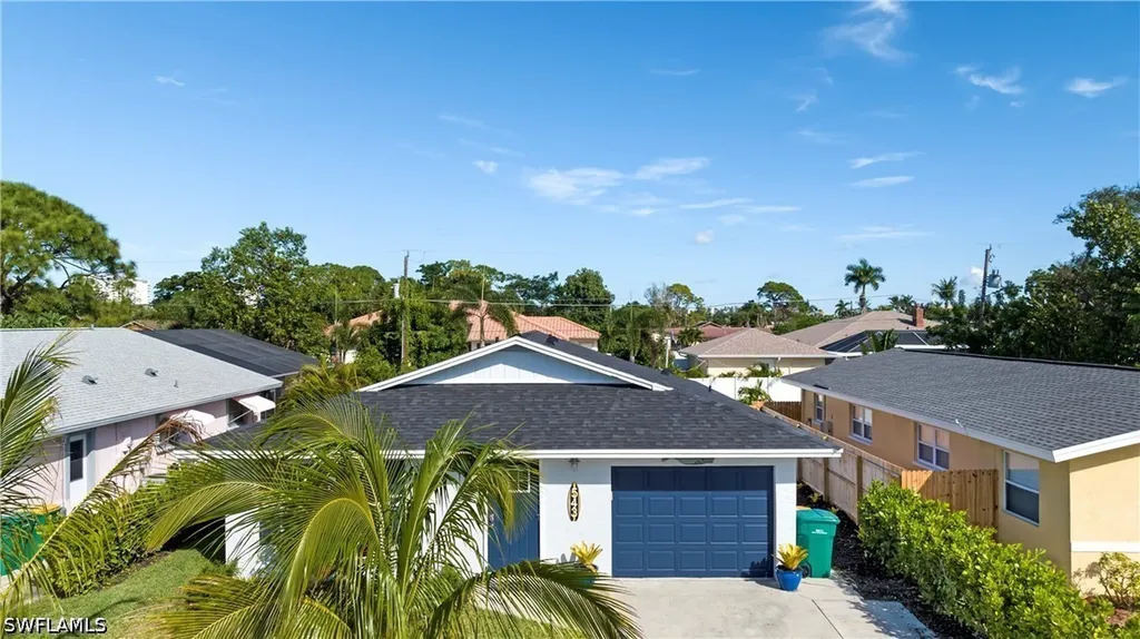 543 107th Avenue N Naples FL 34108