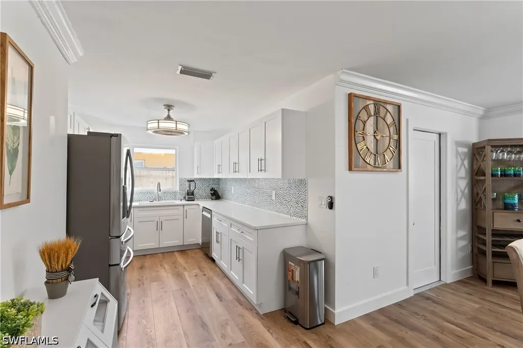 543 107th Avenue N Naples FL 34108