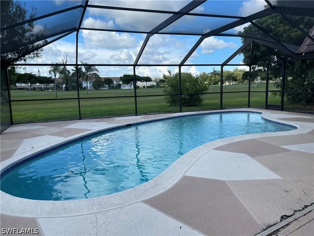 255 Pine Valley Circle Naples FL 34113
