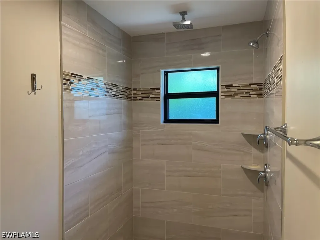 255 Pine Valley Circle Naples FL 34113