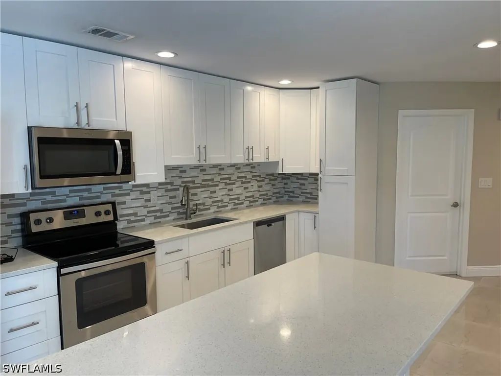 255 Pine Valley Circle Naples FL 34113