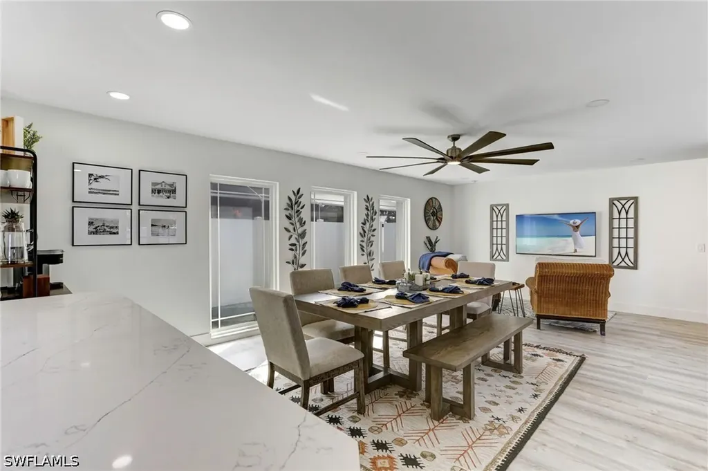 10842 Vanderbilt Drive Naples FL 34108