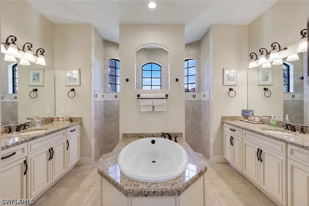 35 Covewood Court Marco Island FL 34145