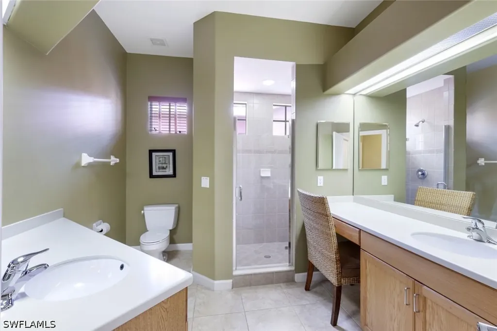 8721 Piazza Del Lago Circle Estero FL 33928