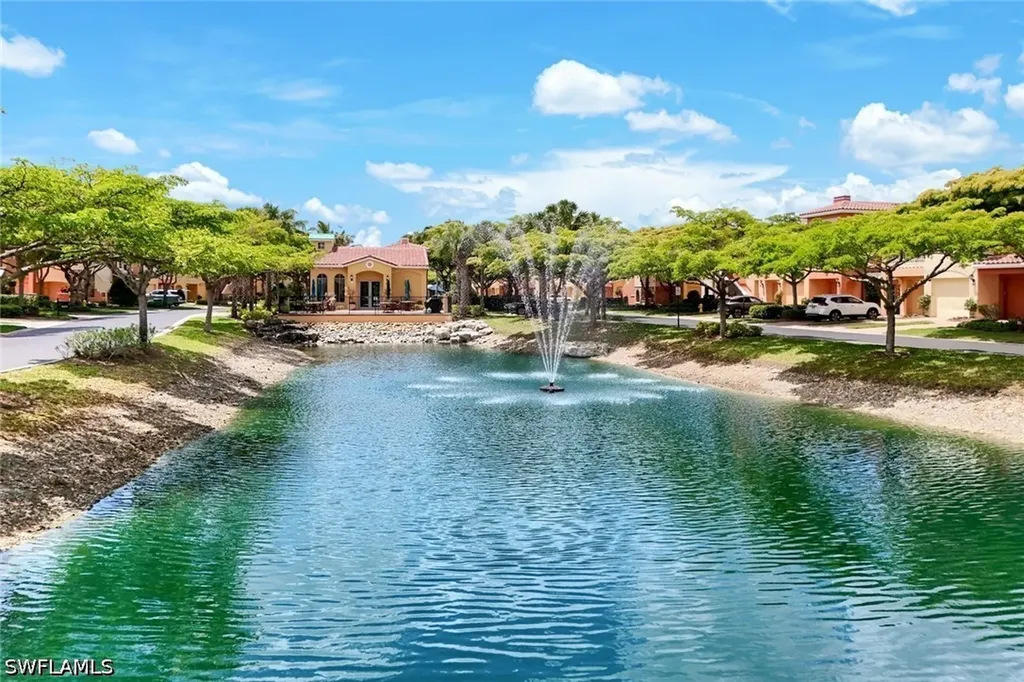 8721 Piazza Del Lago Circle Estero FL 33928