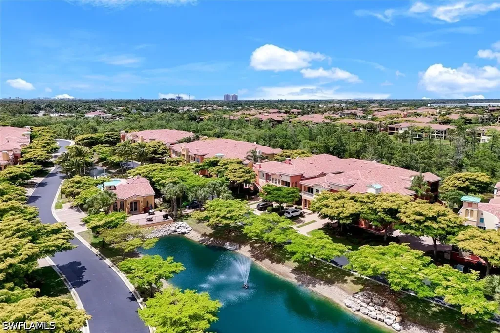 8721 Piazza Del Lago Circle Estero FL 33928