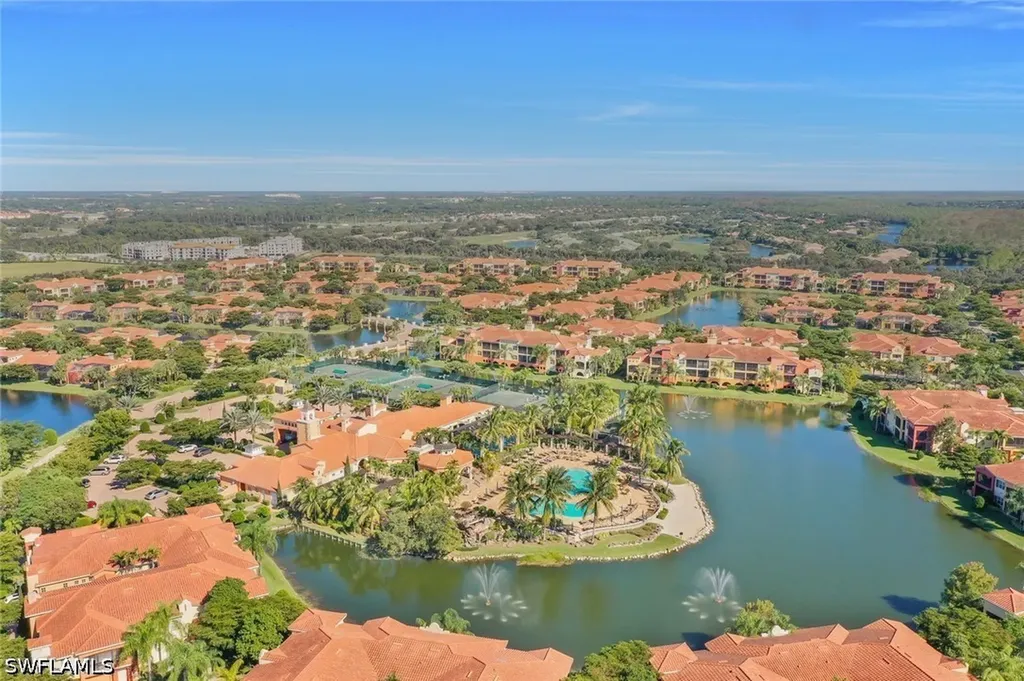 8721 Piazza Del Lago Circle Estero FL 33928