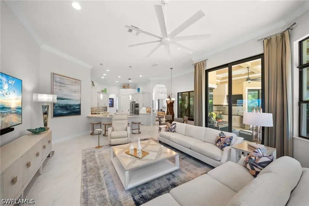 6449 Costa Circle Naples FL 34113